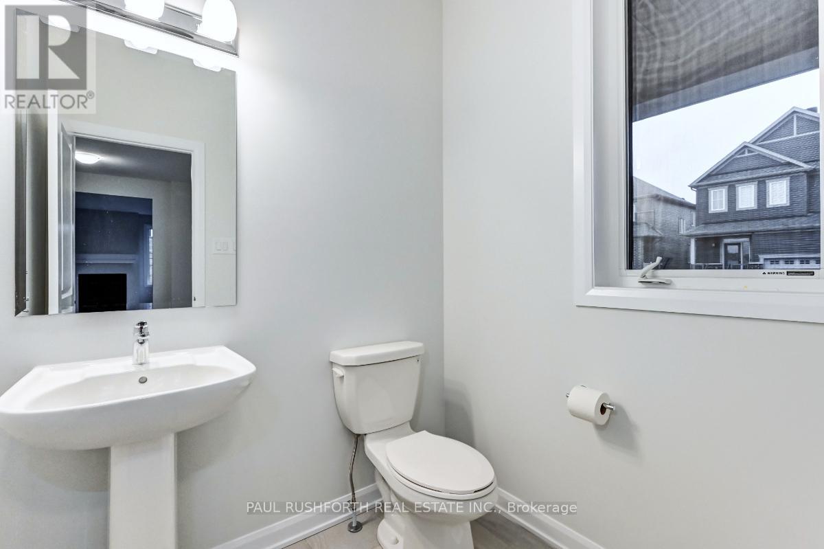 11 Fossa Terrace W Property Photo 25