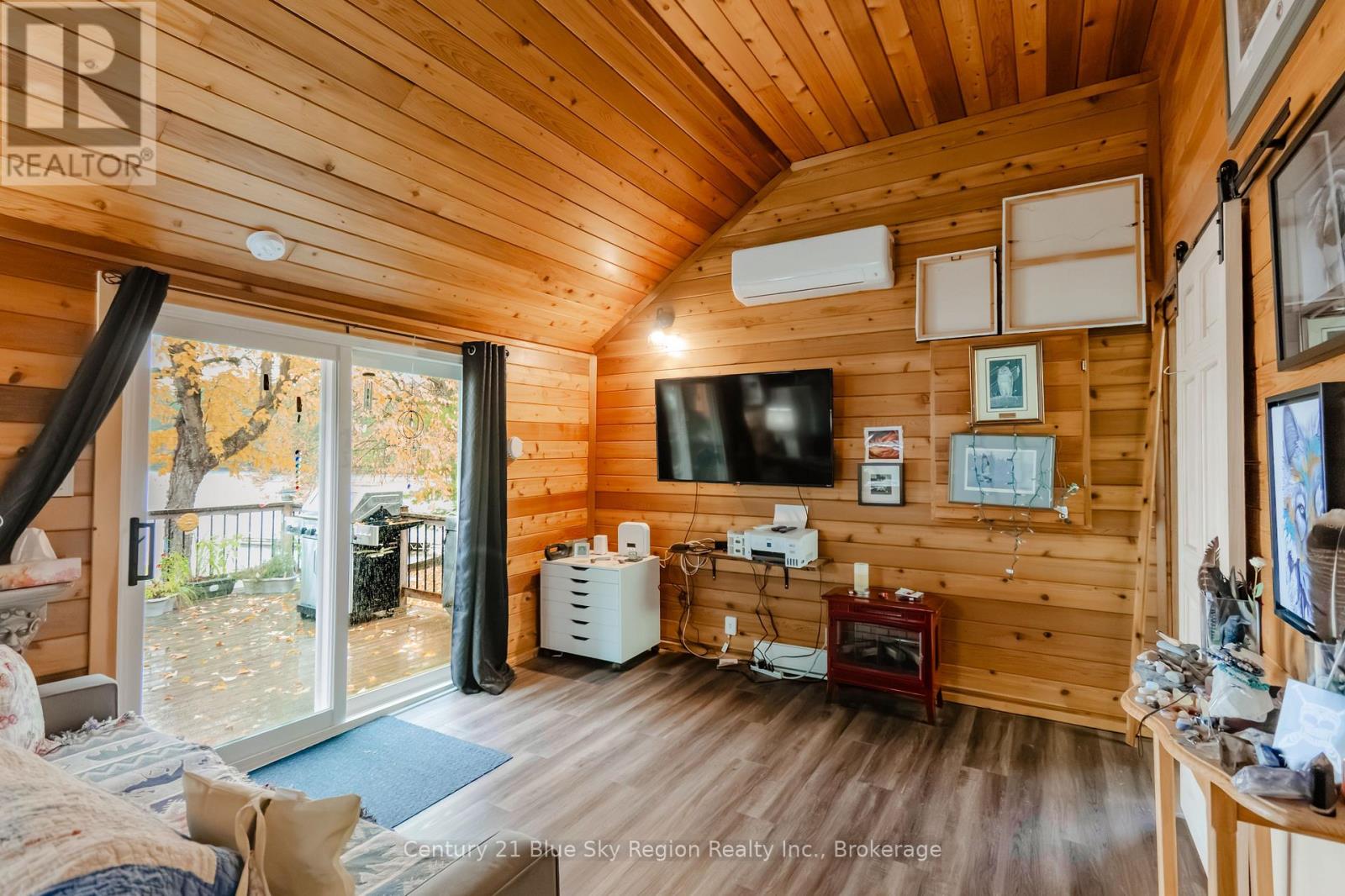 2261 Peninsula Road Property Photo 10