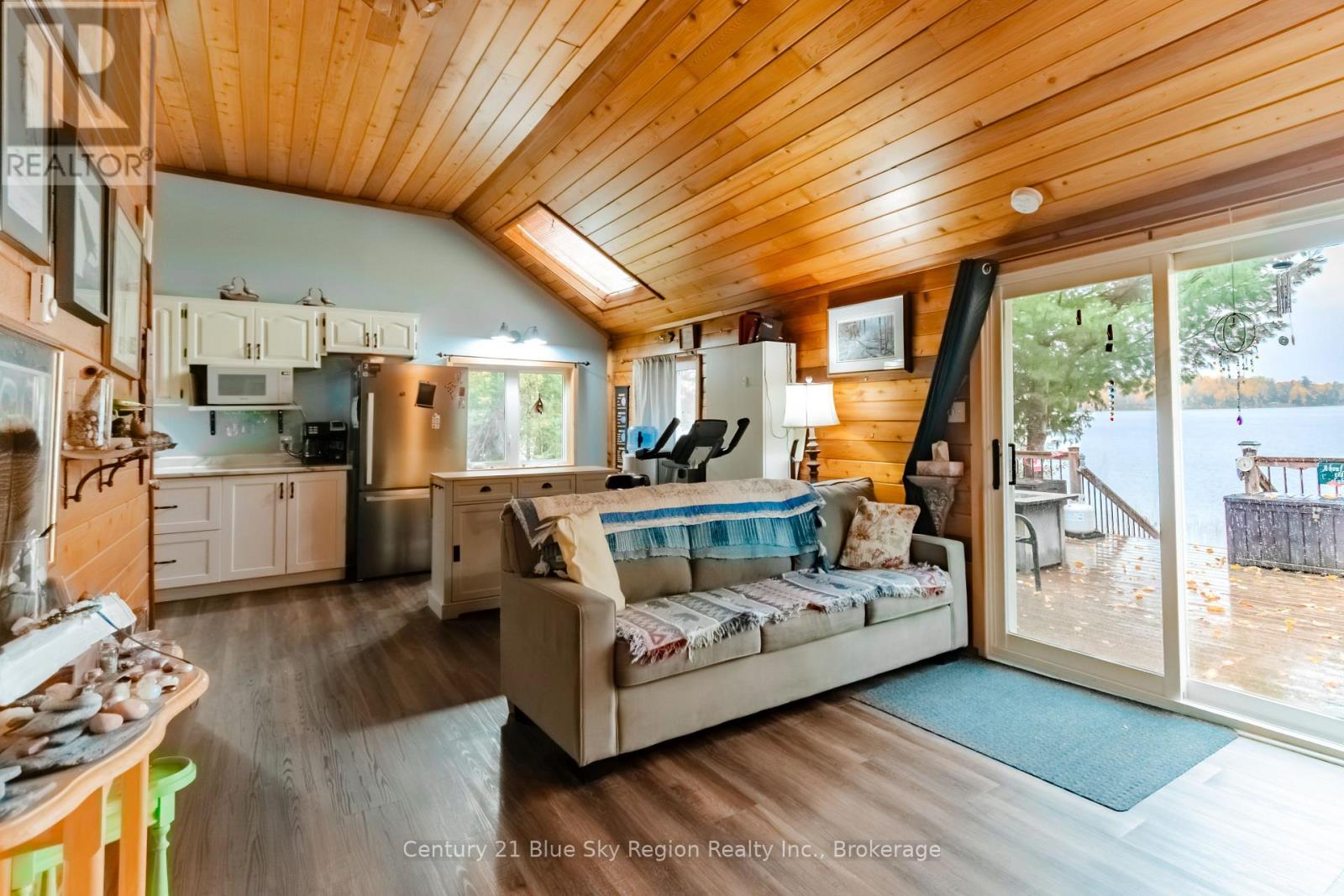2261 Peninsula Road Property Photo 16