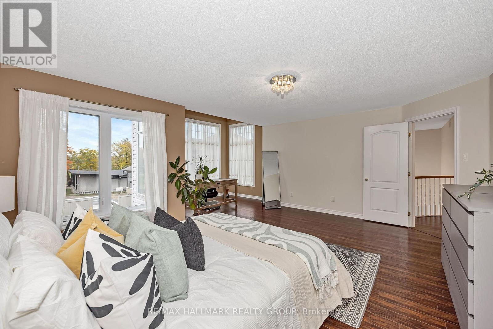 5b Kemp Drive Property Photo 30