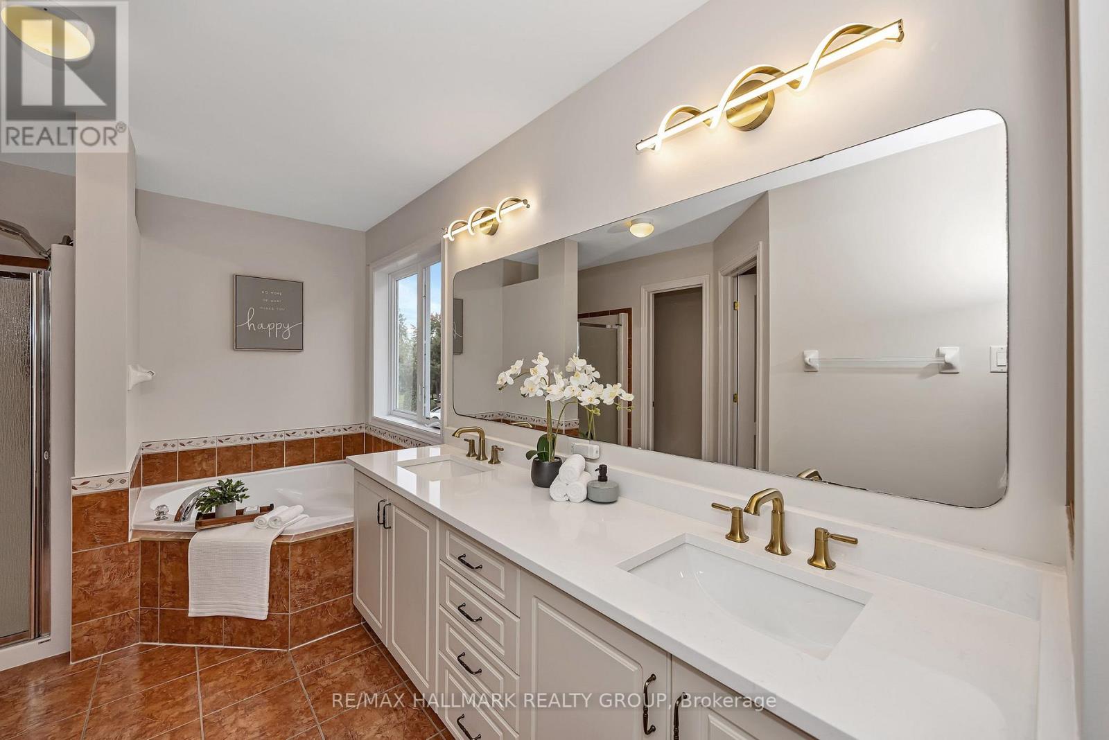 5b Kemp Drive Property Photo 33