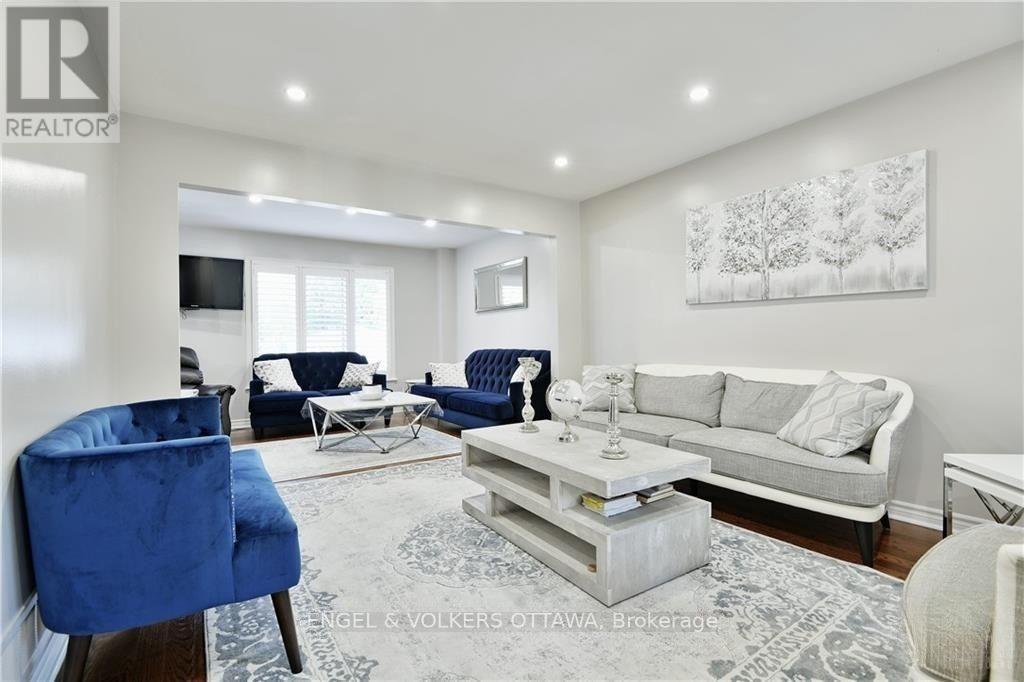 13 Picasso Drive Property Photo 5