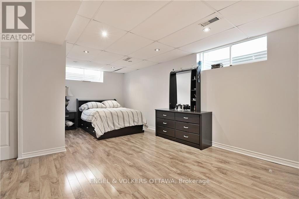 13 Picasso Drive Property Photo 20