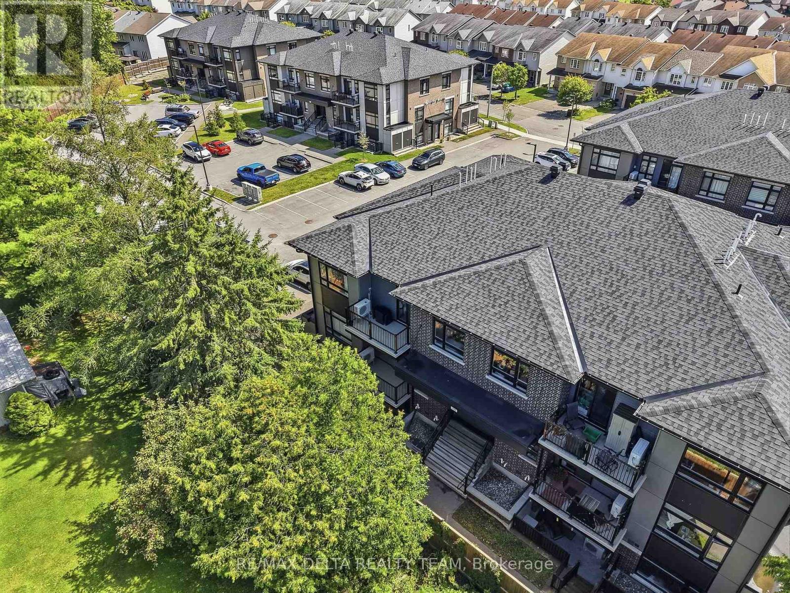 C - 400 C Rolling Meadow Crescent Property Photo 26
