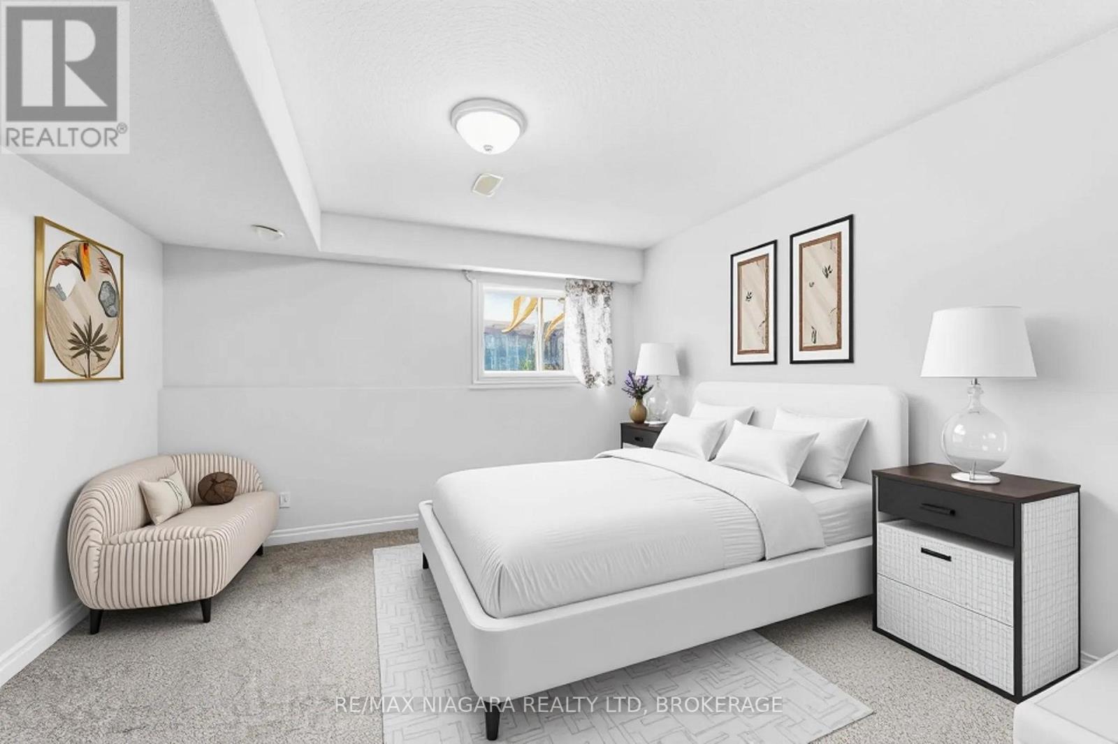 8253 Costabile Drive Property Photo 17