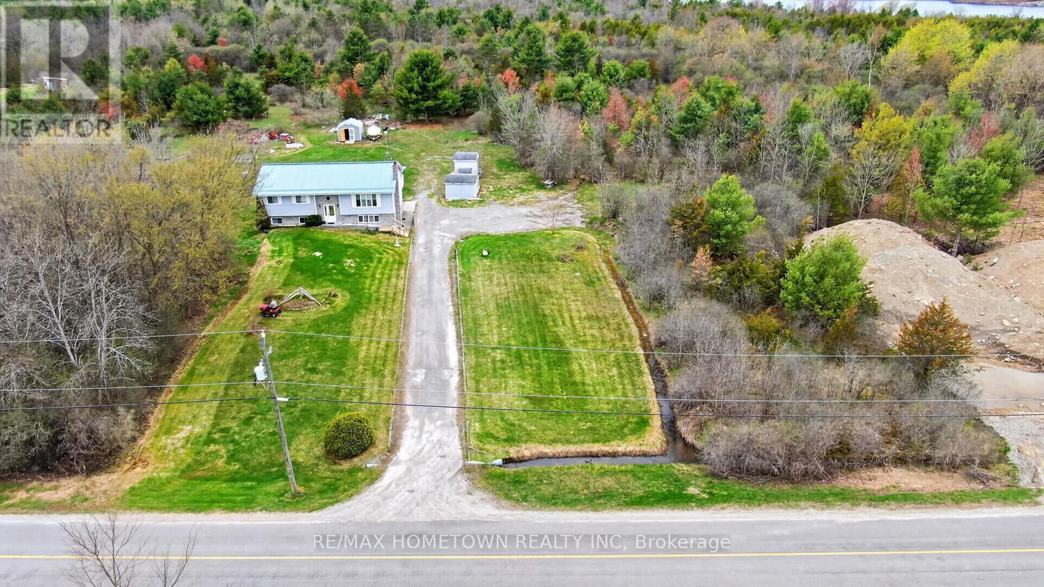 16 Graham Lake Road Property Photo 1