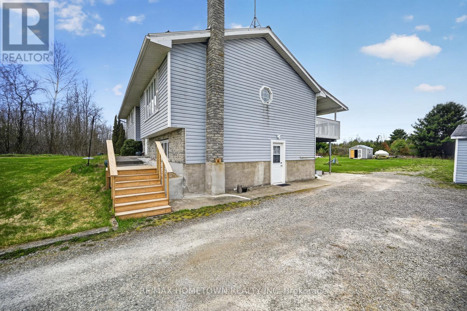 16 Graham Lake Road Property Photo 4