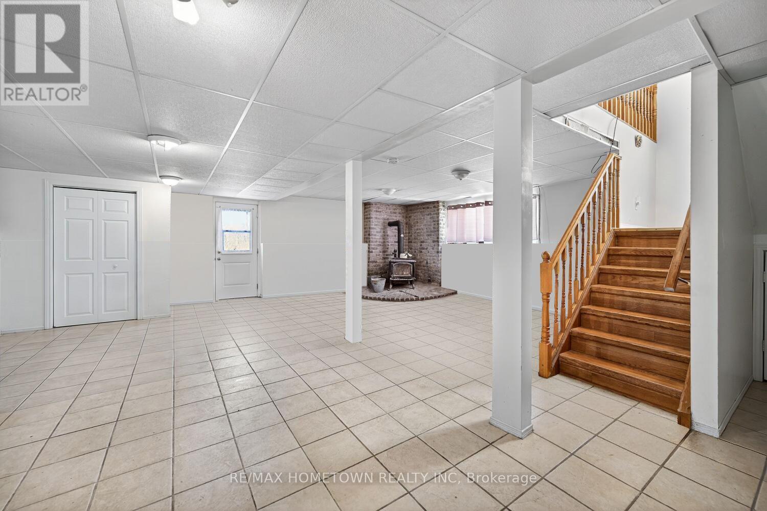 16 Graham Lake Road Property Photo 5