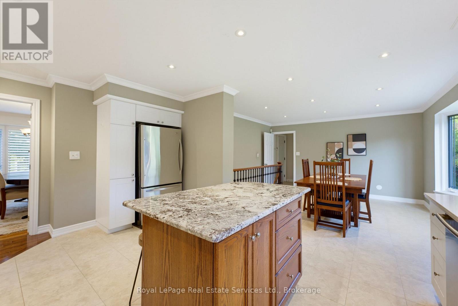 16 Vanstraalen Street Property Photo 12