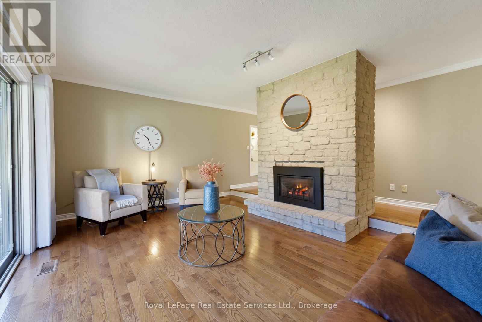16 Vanstraalen Street Property Photo 17