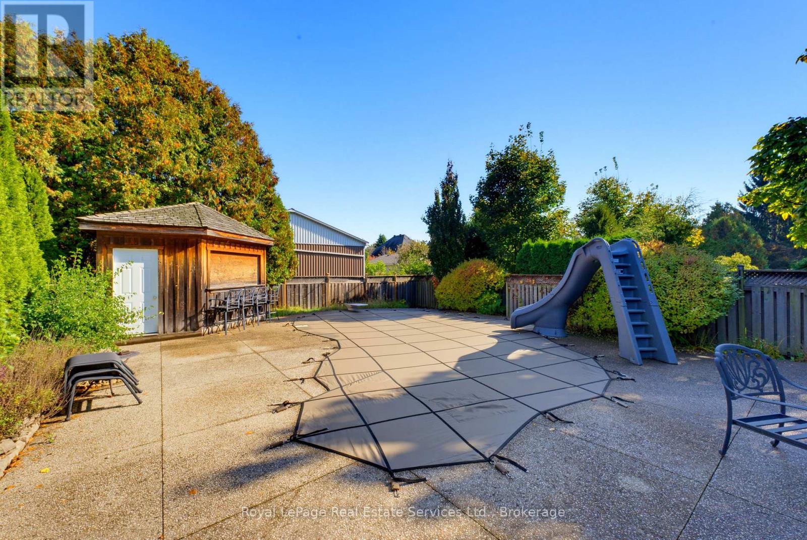 16 Vanstraalen Street Property Photo 34