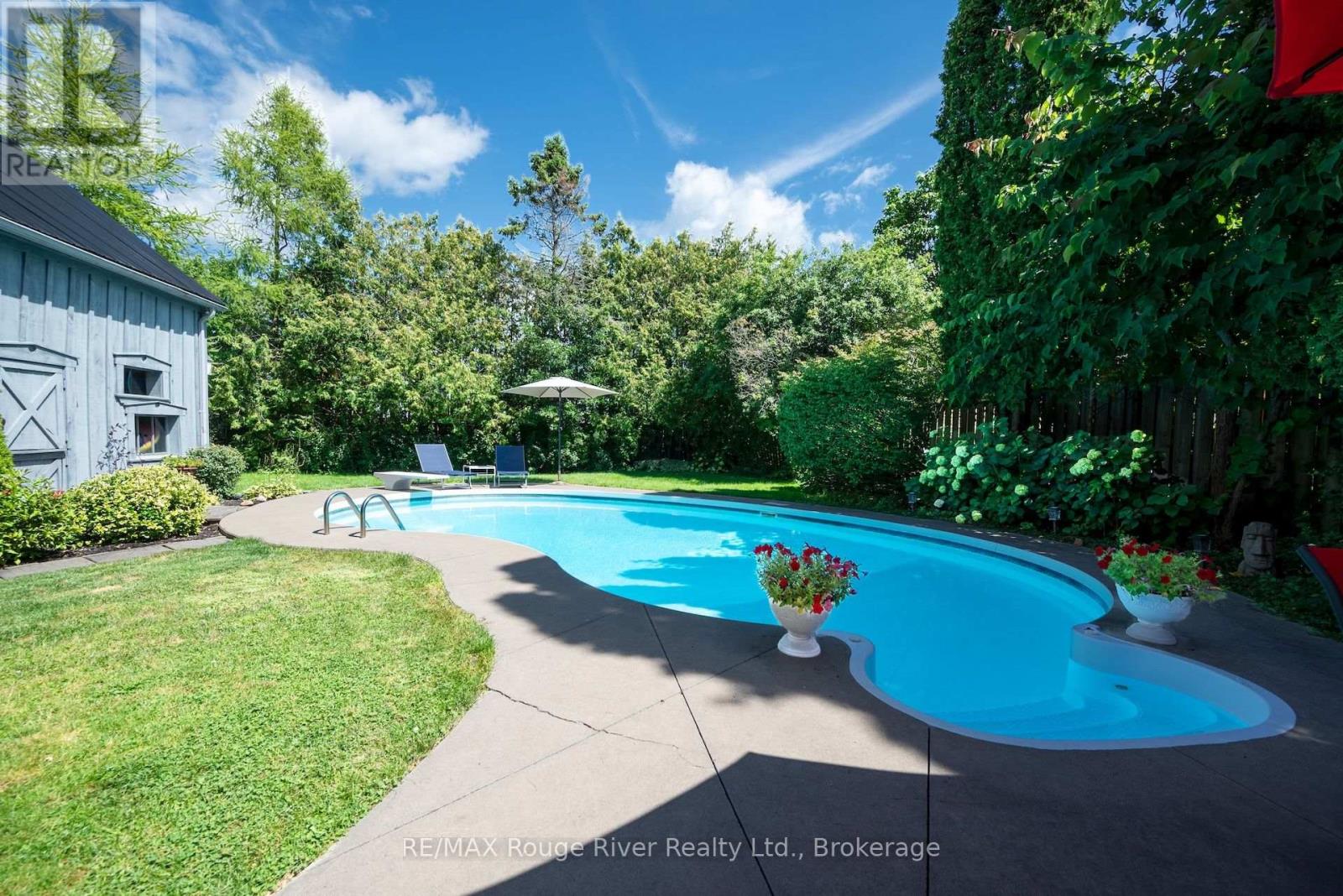 522 George Street Property Photo 35