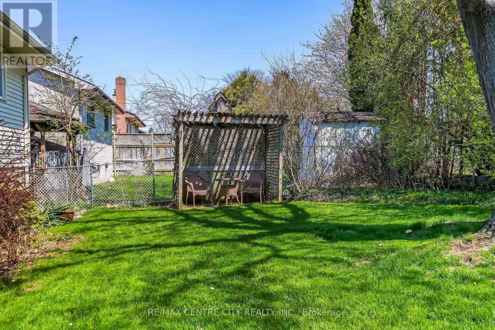 79 Ashley Crescent Property Photo 24