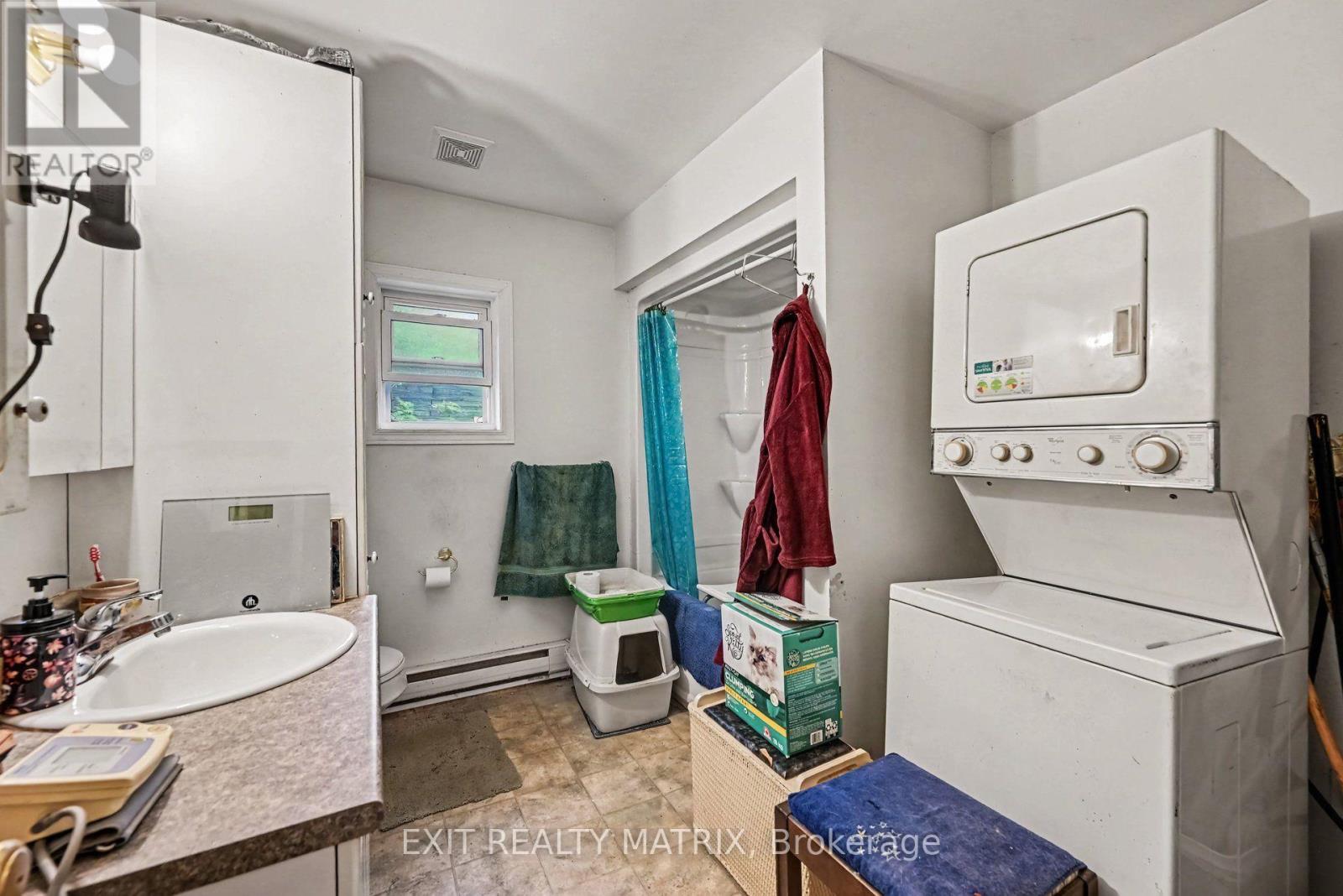 14 Gibson Lane Property Photo 32