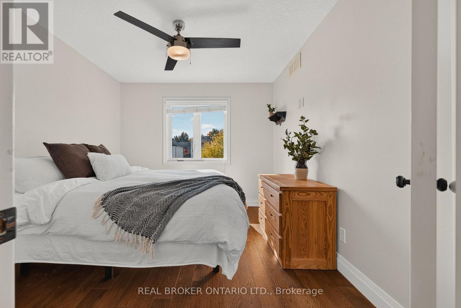 38 Roberta Street Property Photo 36