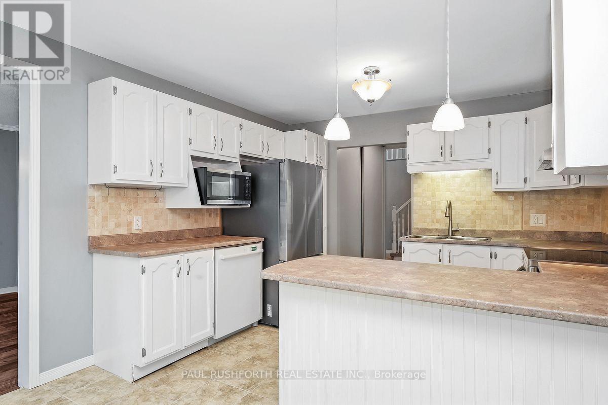 1879 Belcourt Boulevard Property Photo 14