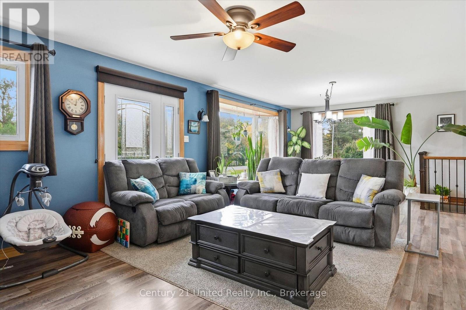 5 Emily Court Property Photo 15