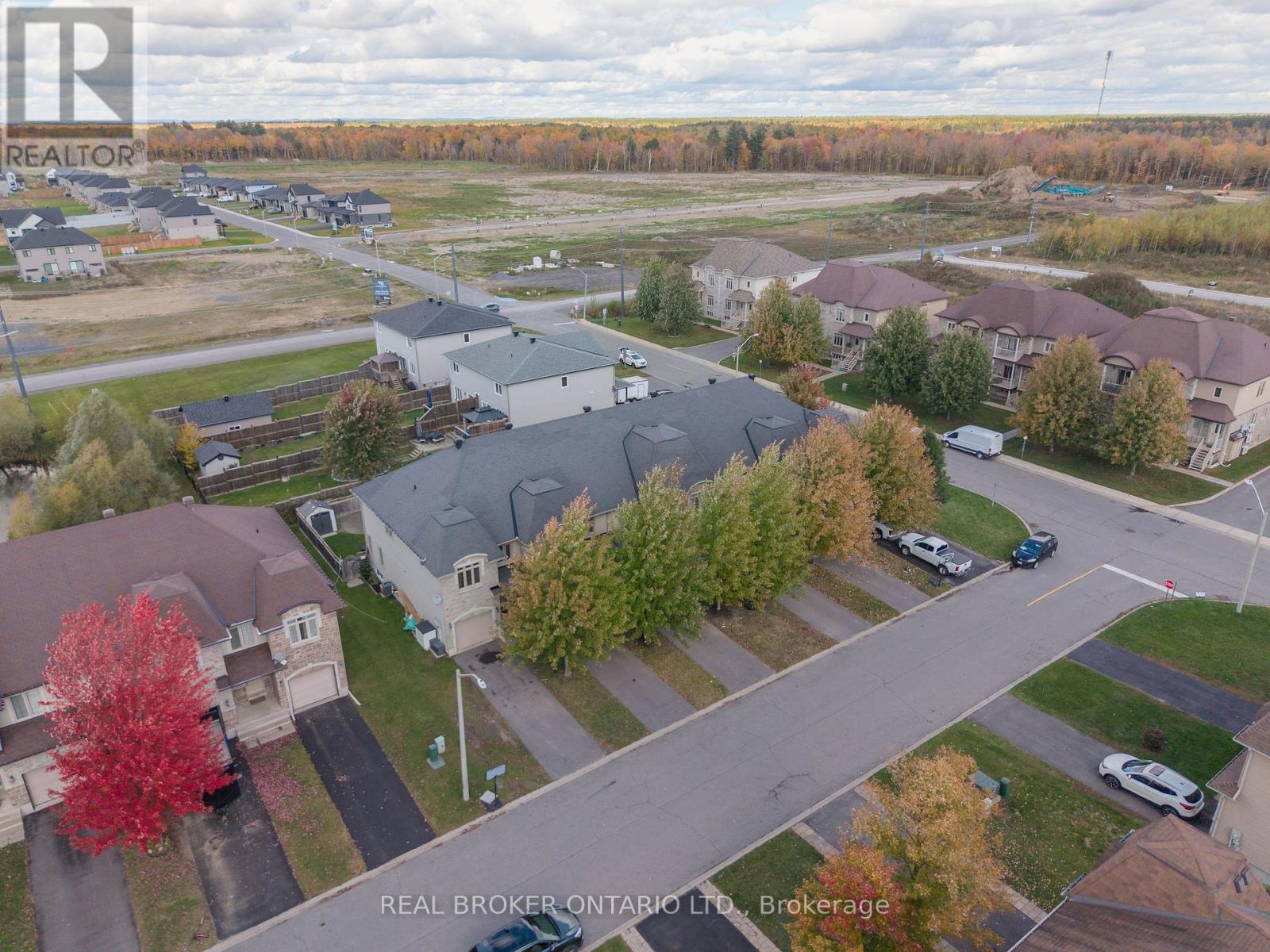 70 Asselin Street Property Photo 25