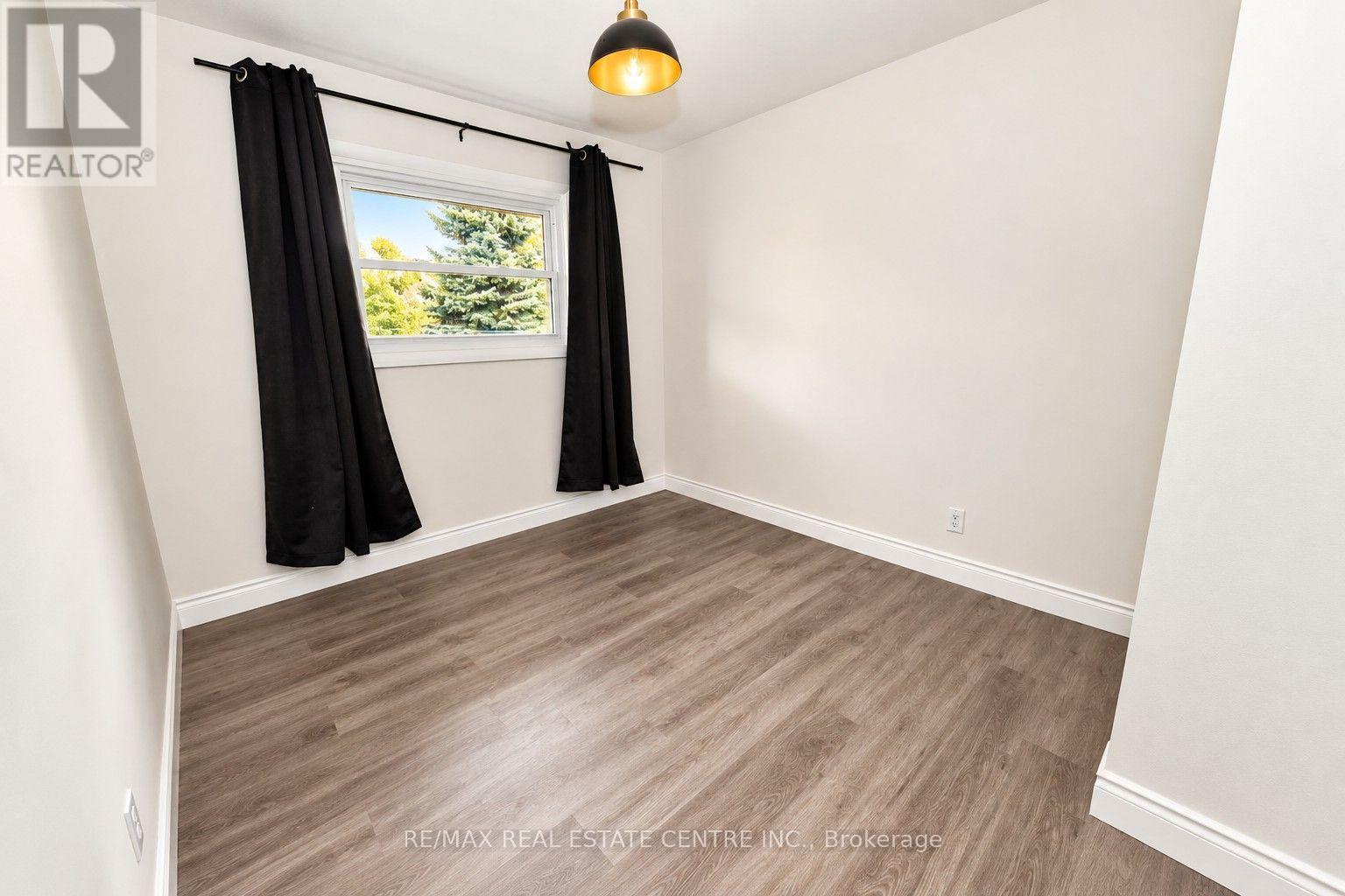 242 Chestnut Street S Property Photo 9