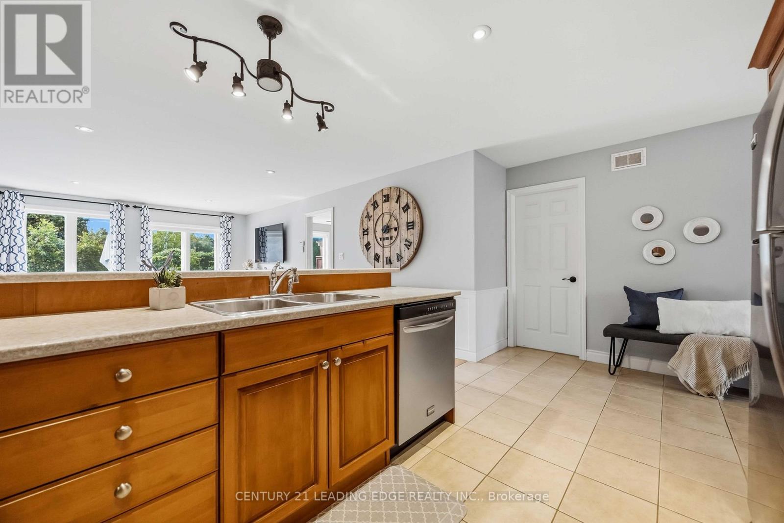 12 Ward Drive Property Photo 23