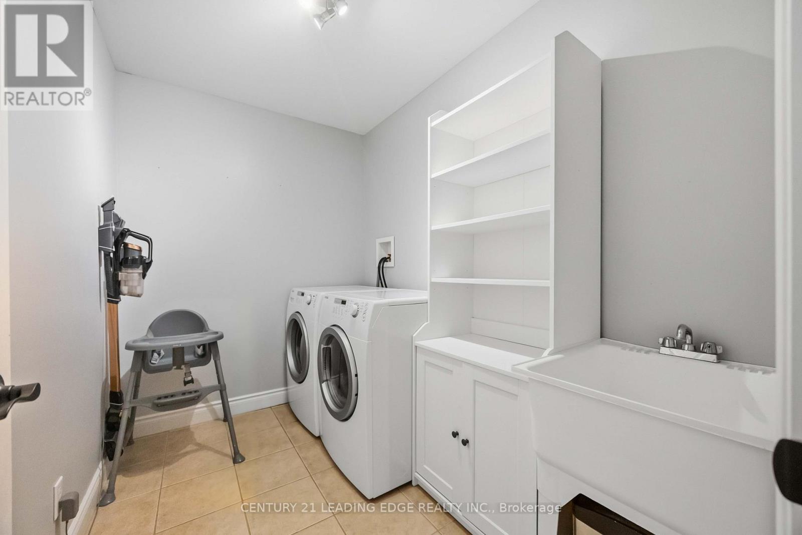 12 Ward Drive Property Photo 27