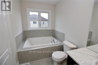 7648 Hackberry Trail Property Photo 9