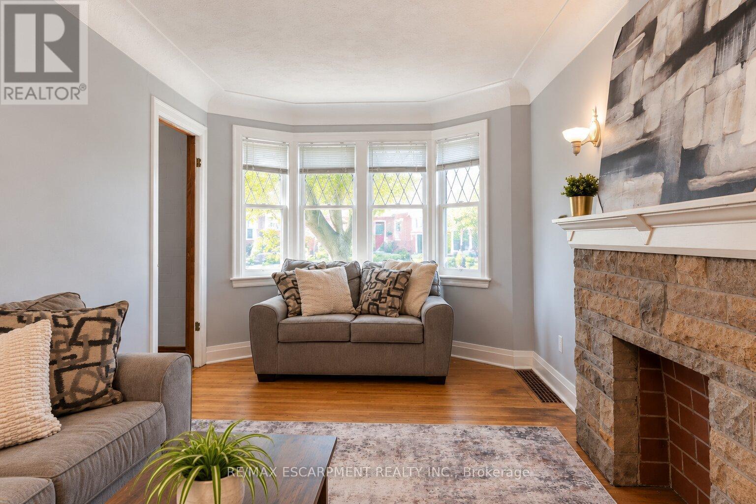 75 Barons Avenue Property Photo 10