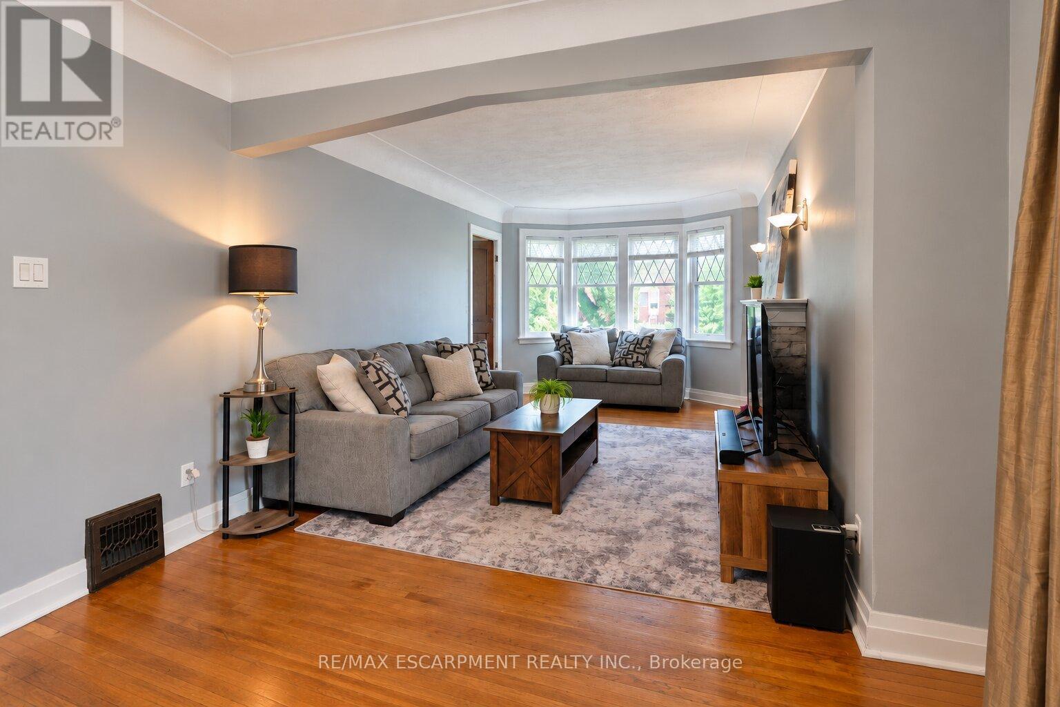 75 Barons Avenue Property Photo 13