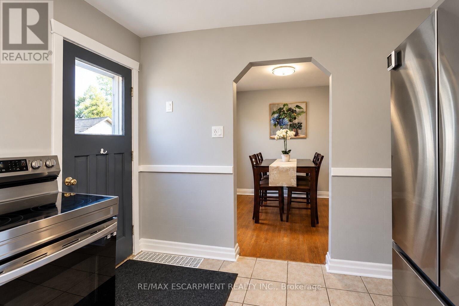 75 Barons Avenue Property Photo 16