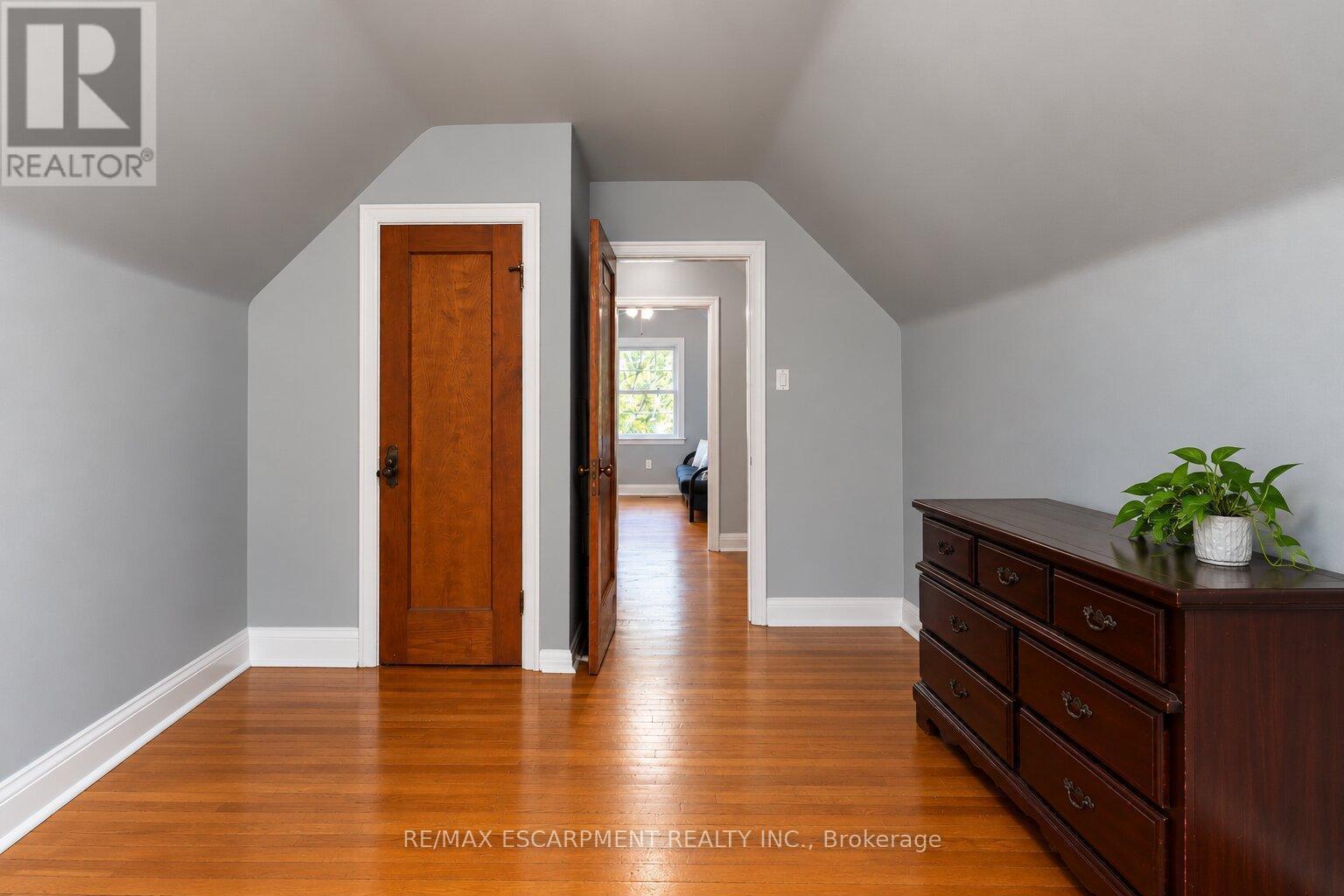 75 Barons Avenue Property Photo 24