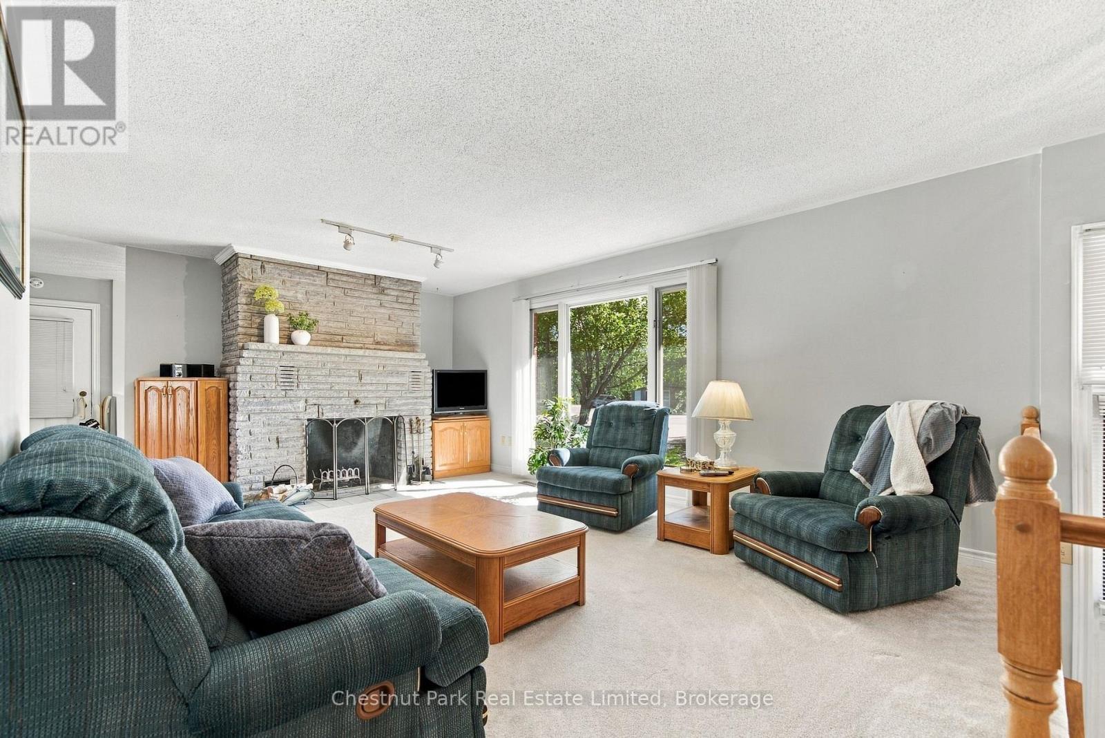 2643 County Rd 13 Property Photo 16