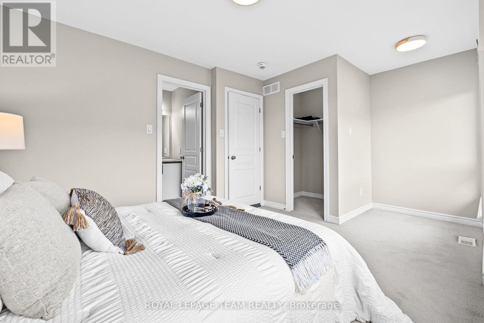 422 Tralee Road Property Photo 22