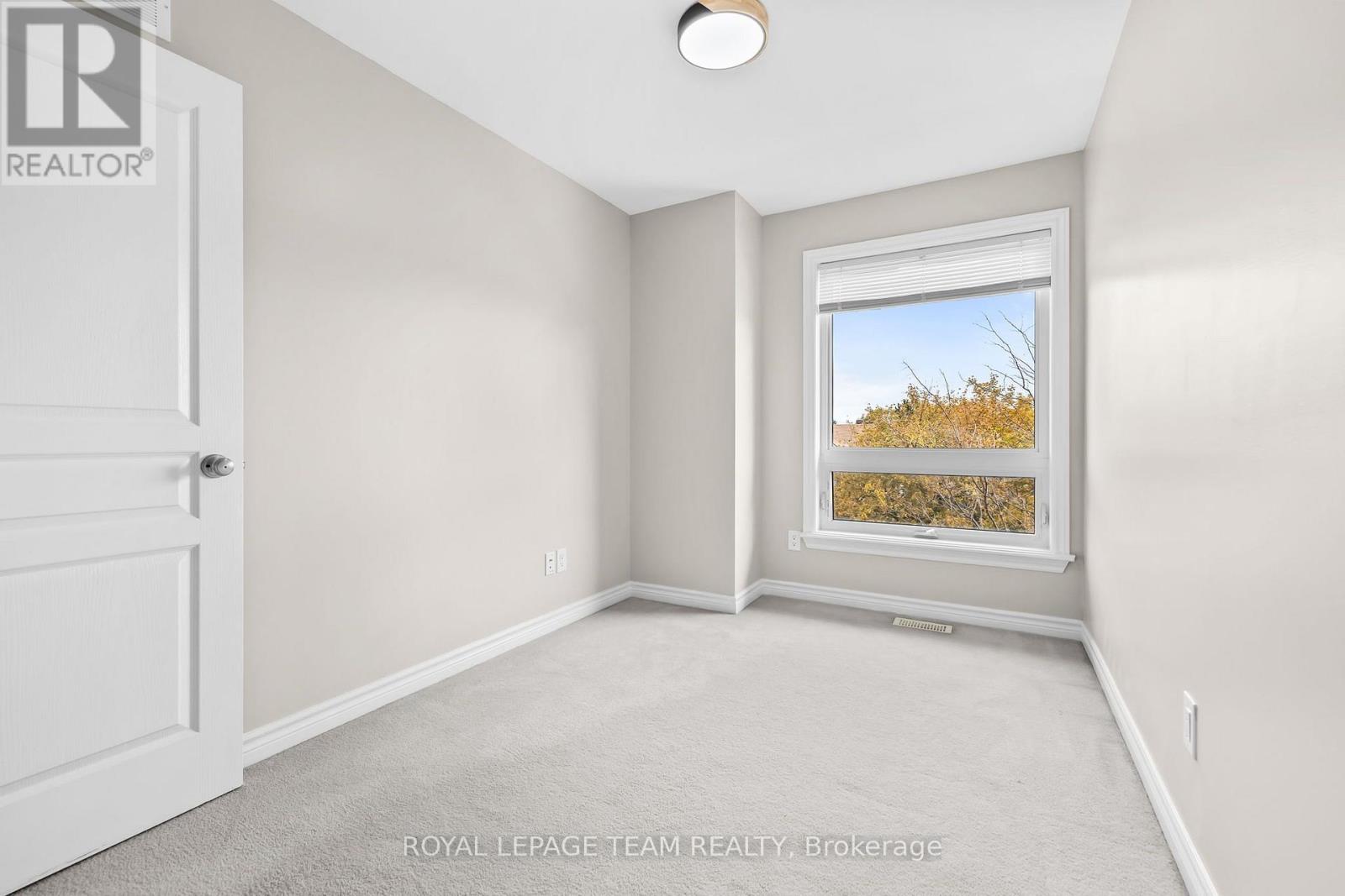 422 Tralee Road Property Photo 28