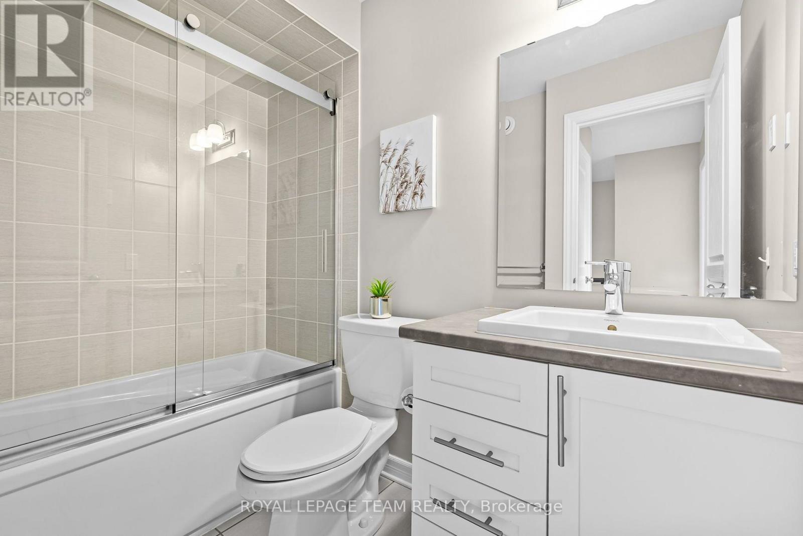 422 Tralee Road Property Photo 31