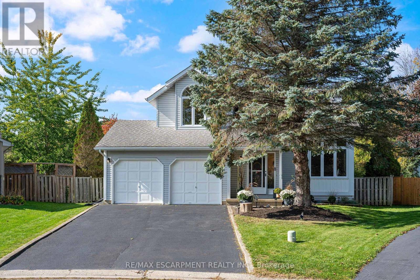 29 Leslie Avenue Property Photo 1