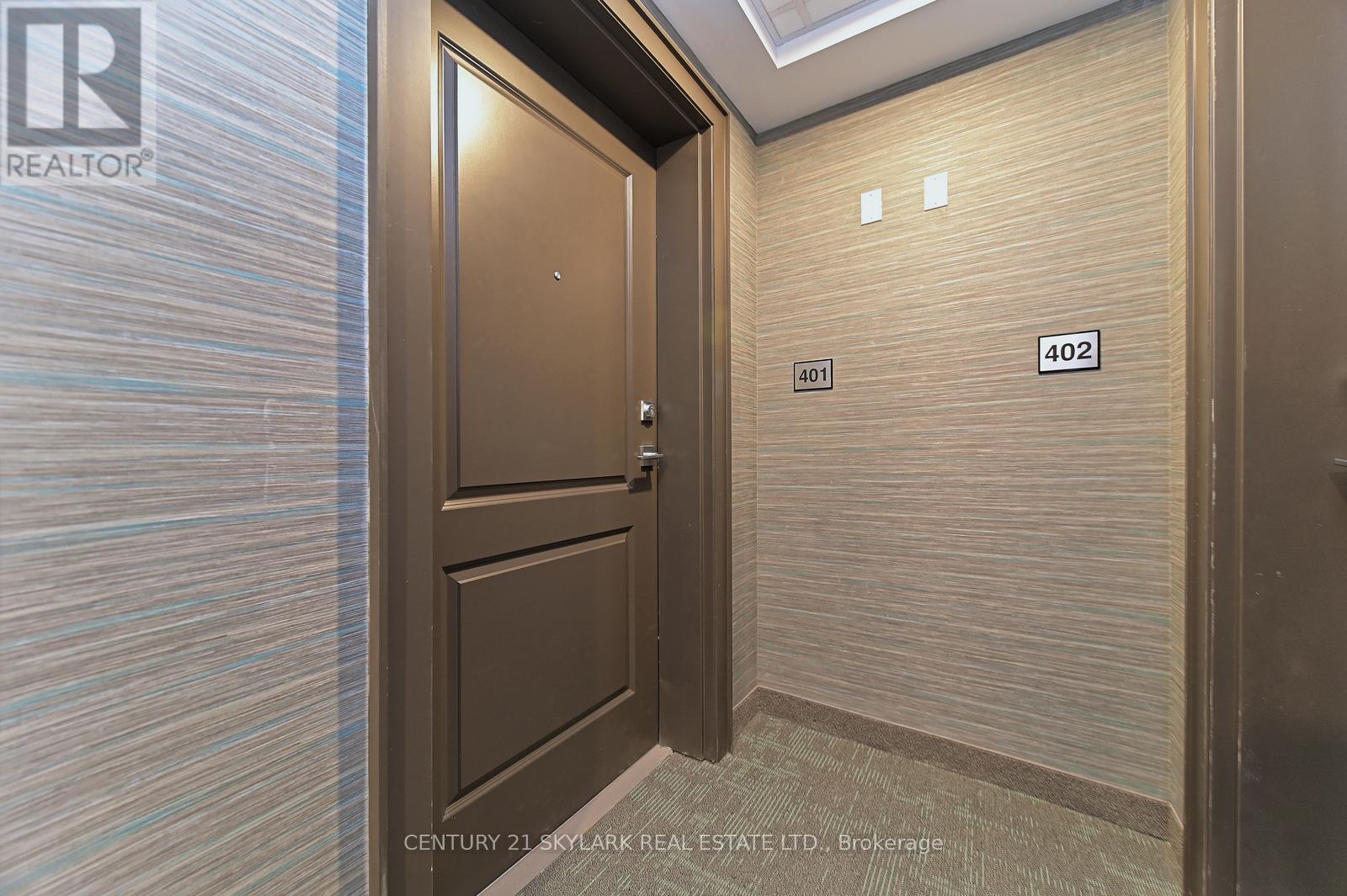 401 - 460 Dundas Street E Property Photo 5