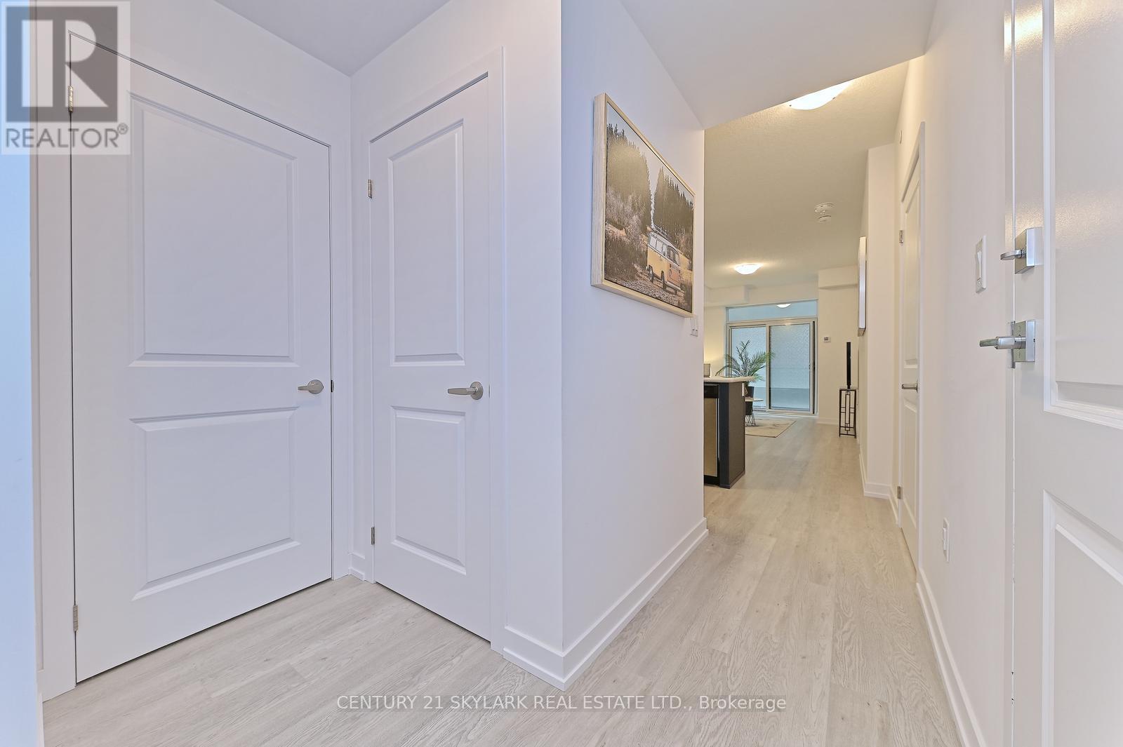 401 - 460 Dundas Street E Property Photo 7