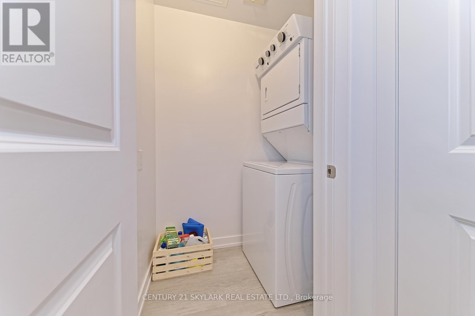 401 - 460 Dundas Street E Property Photo 32
