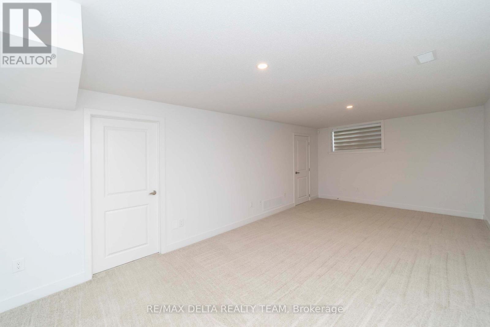 631 Knotridge Street Property Photo 24