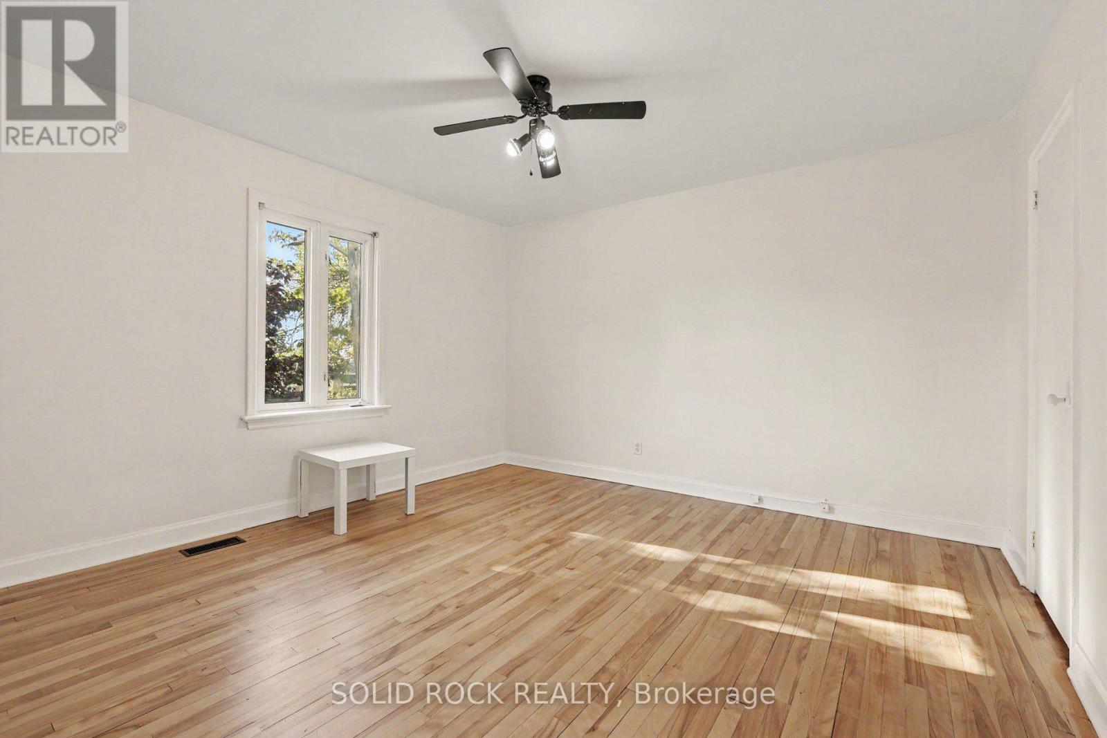 667 Alesther Street Property Photo 18