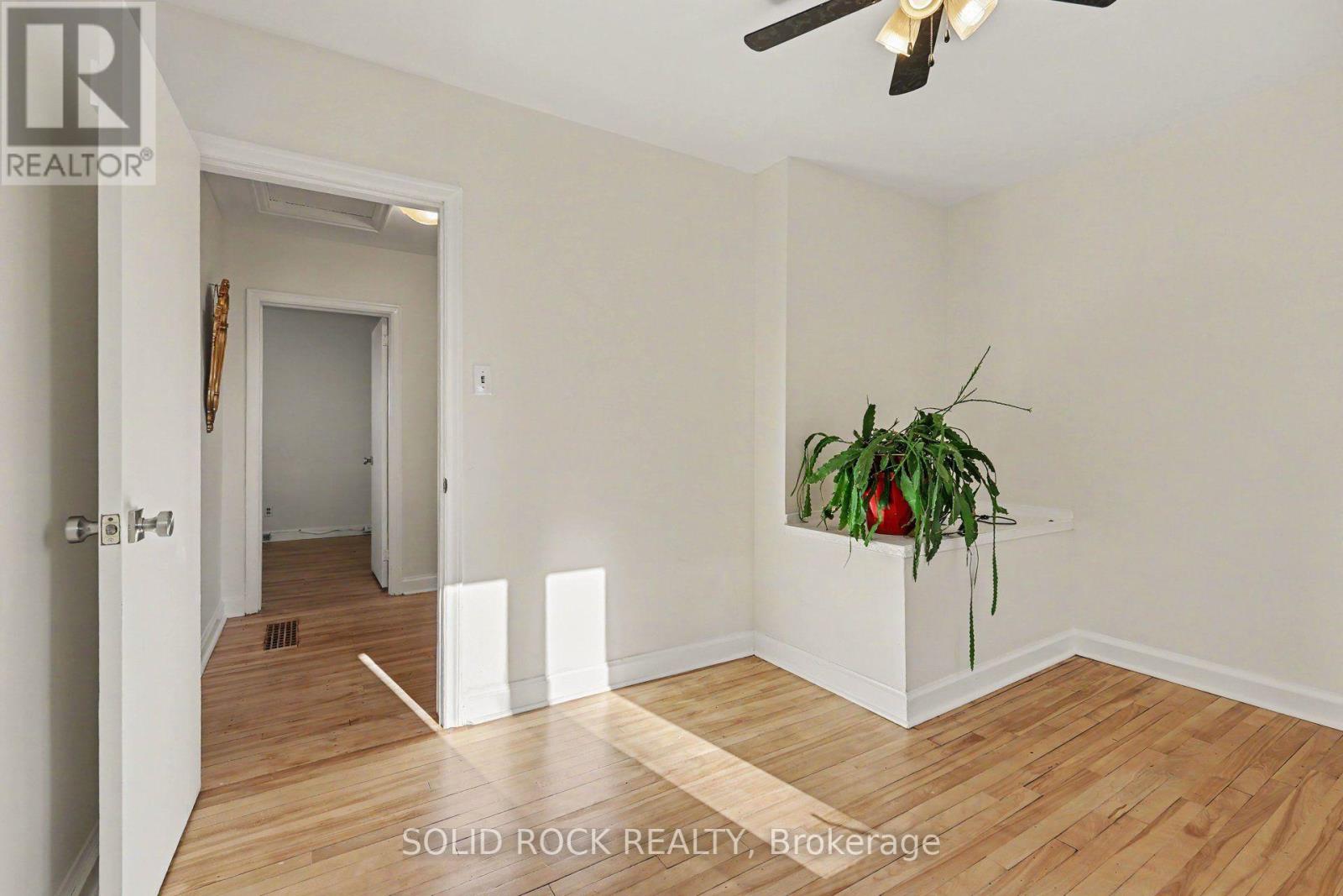 667 Alesther Street Property Photo 21