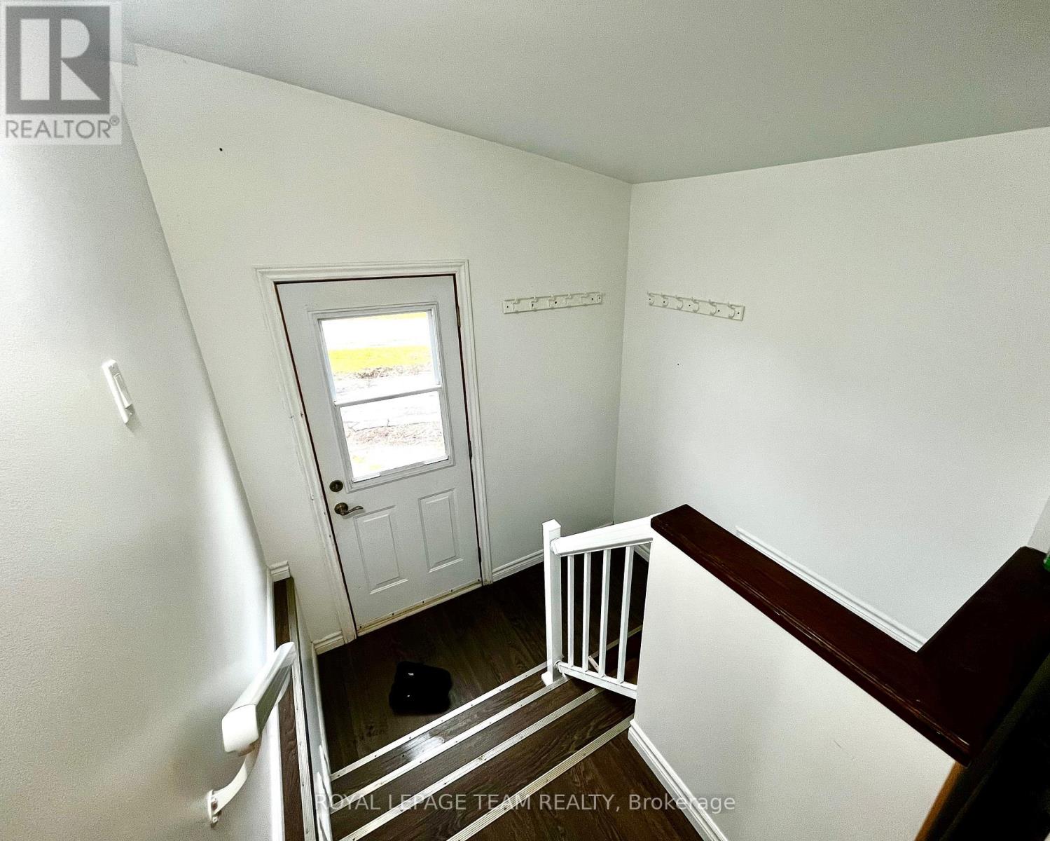 133 Enright Road Property Photo 4