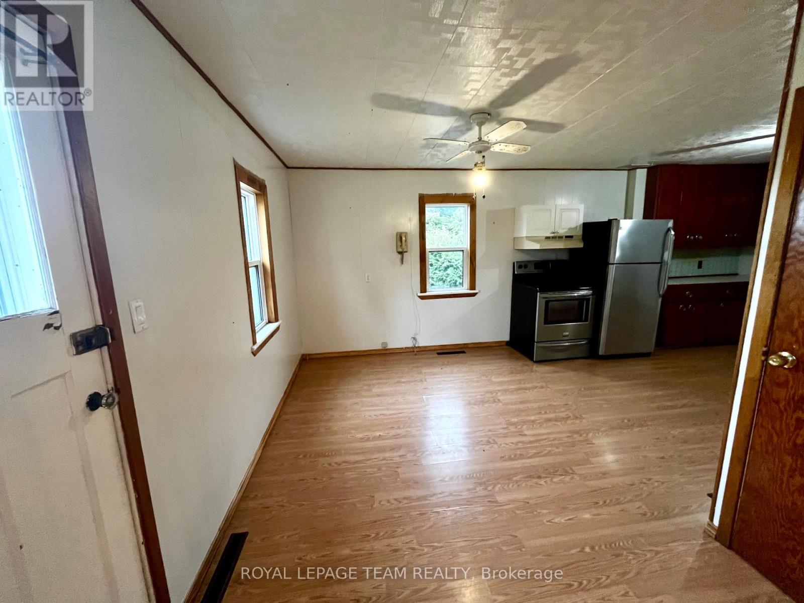133 Enright Road Property Photo 11