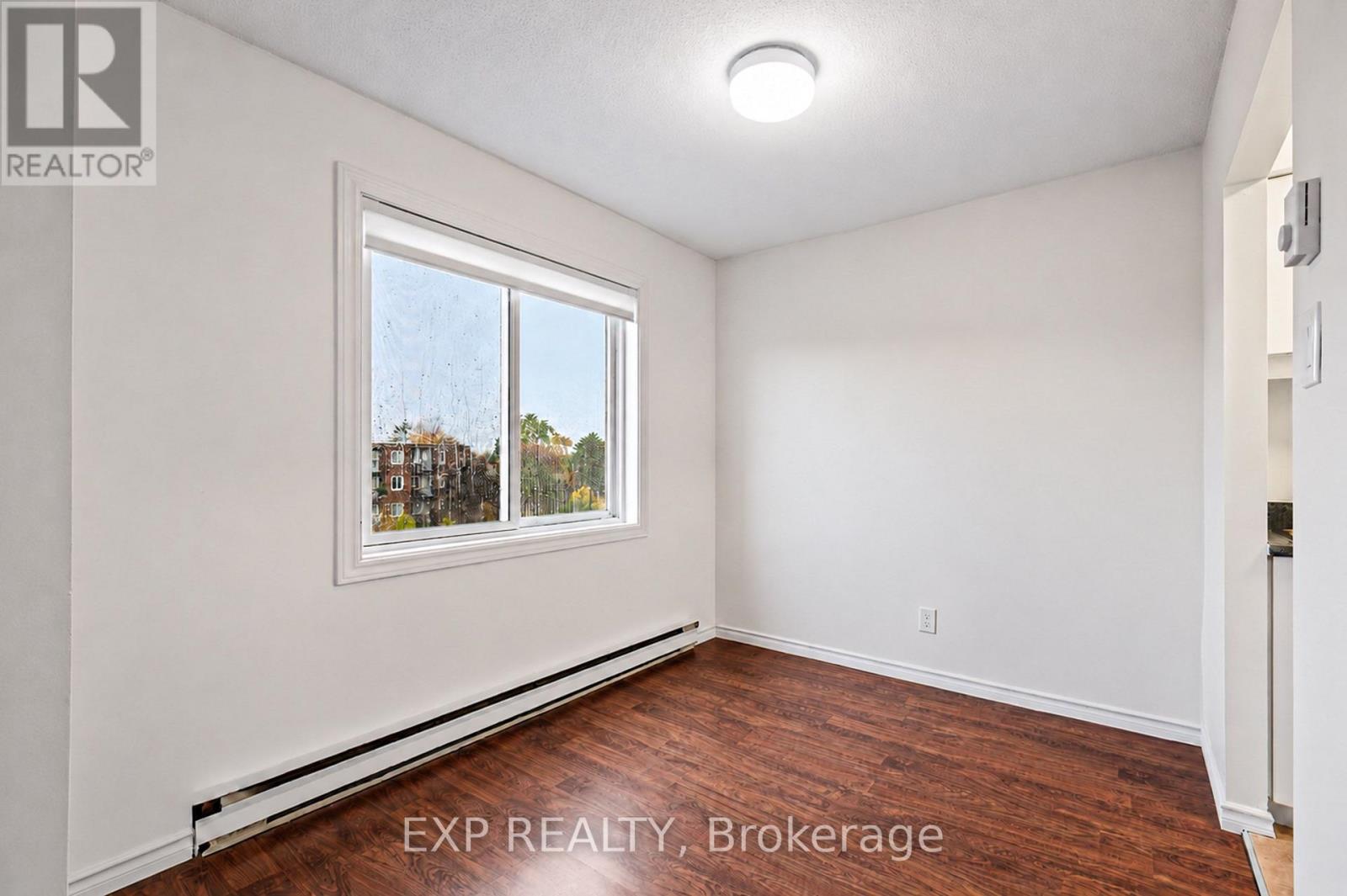405a - 2044 Arrowsmith Drive Property Photo 18