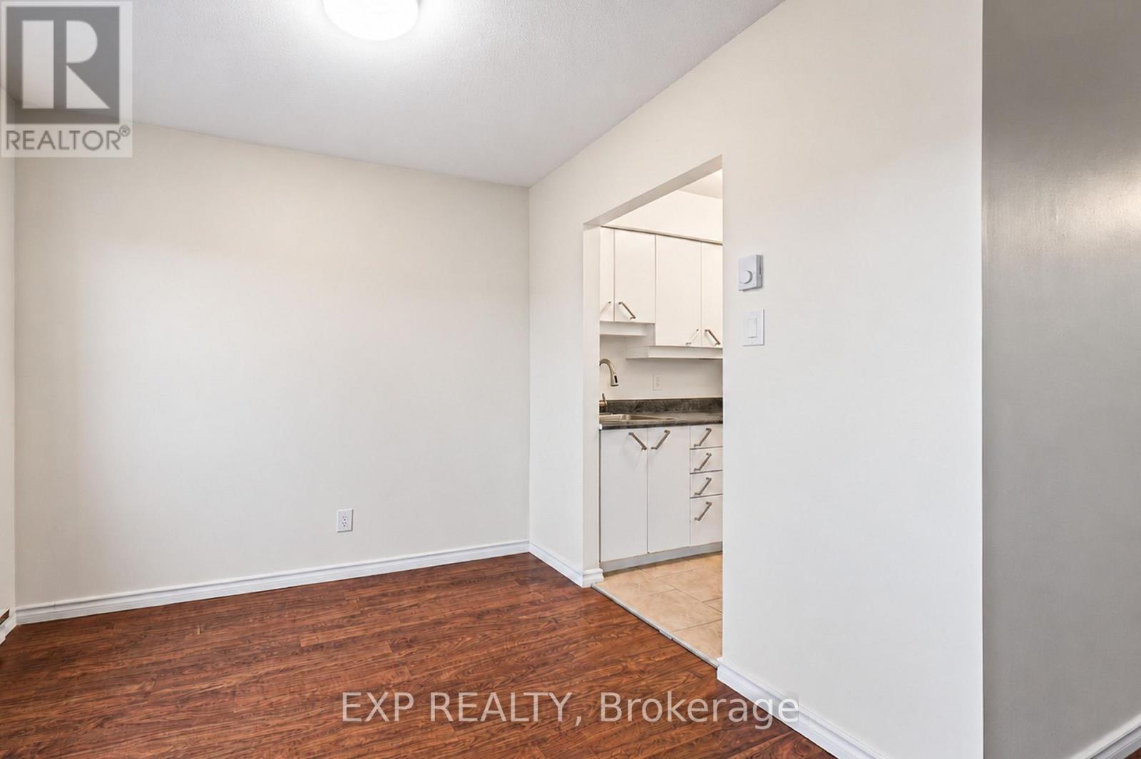 405a - 2044 Arrowsmith Drive Property Photo 19