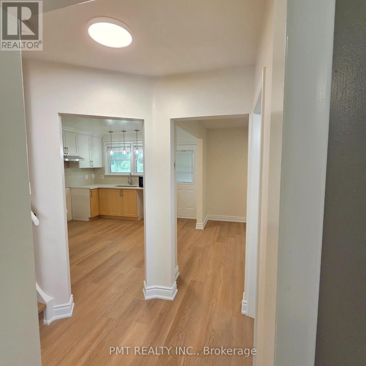 143 Elgin Crescent Property Photo 10