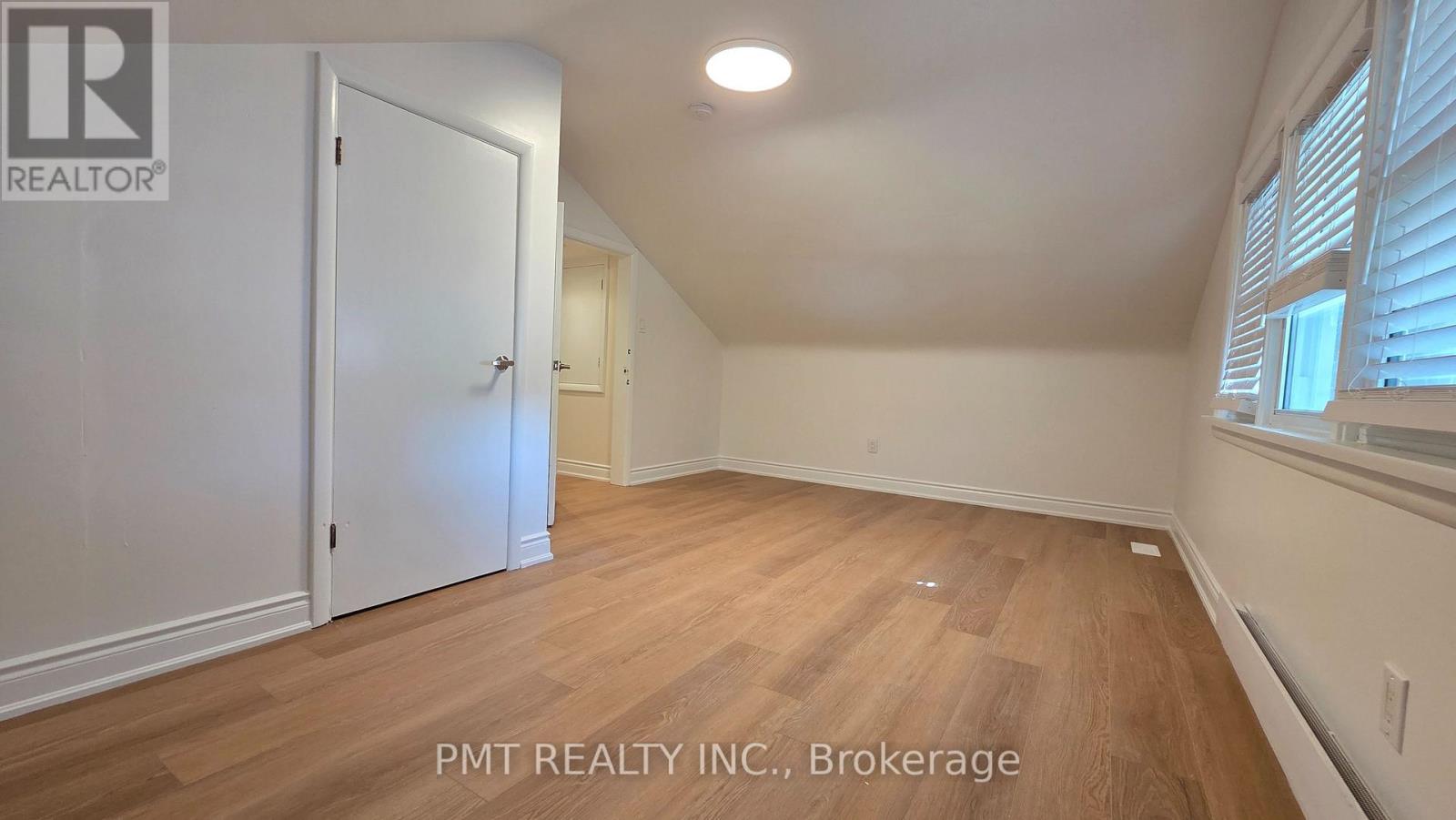143 Elgin Crescent Property Photo 20