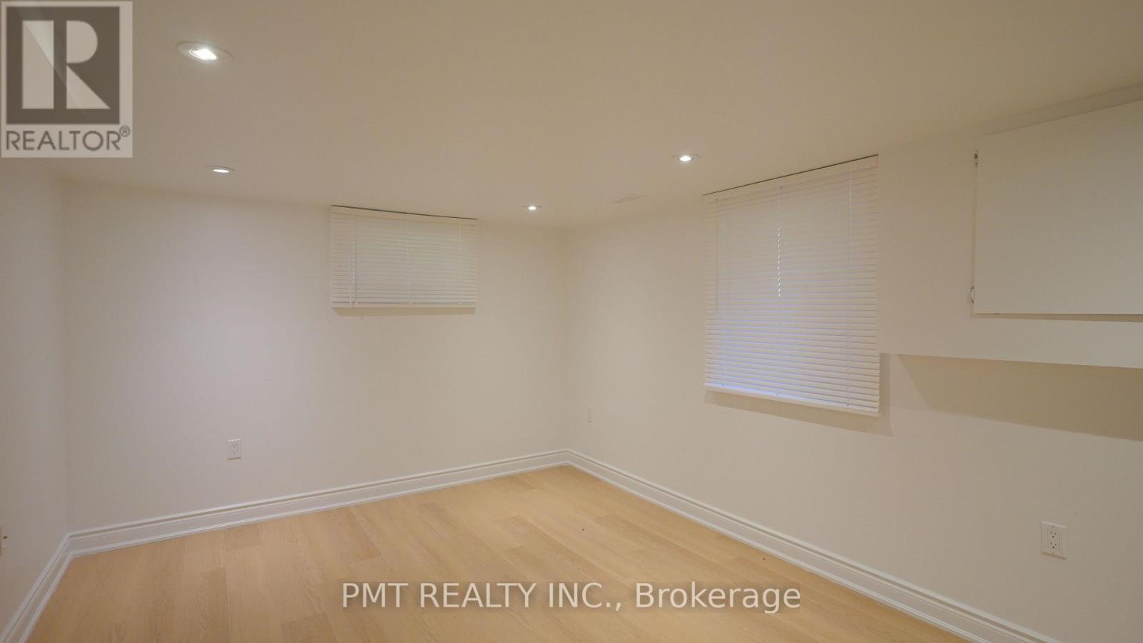 143 Elgin Crescent Property Photo 29