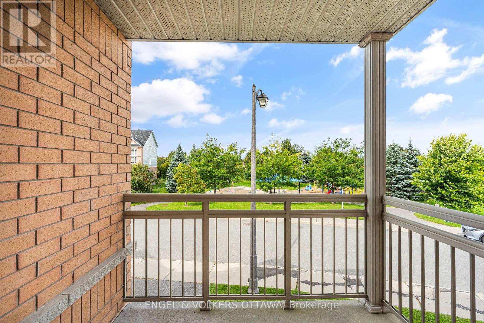 290 Citiplace Drive Property Photo 11