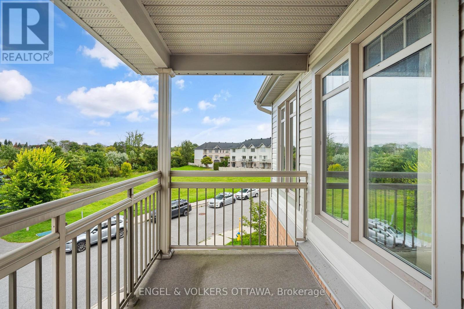 290 Citiplace Drive Property Photo 22